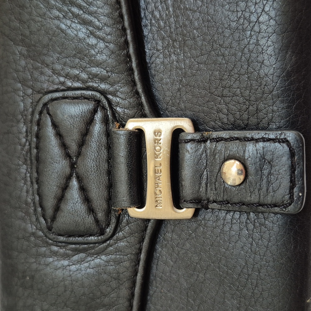 Michael Kors Black Leather Wallet Clutch - Picture 2 of 9
